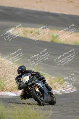 media/Jun-04-2022-WERA (Sat) [[b852bbbd55]]/Race 8 Superbike Expert Novice V7 HW/